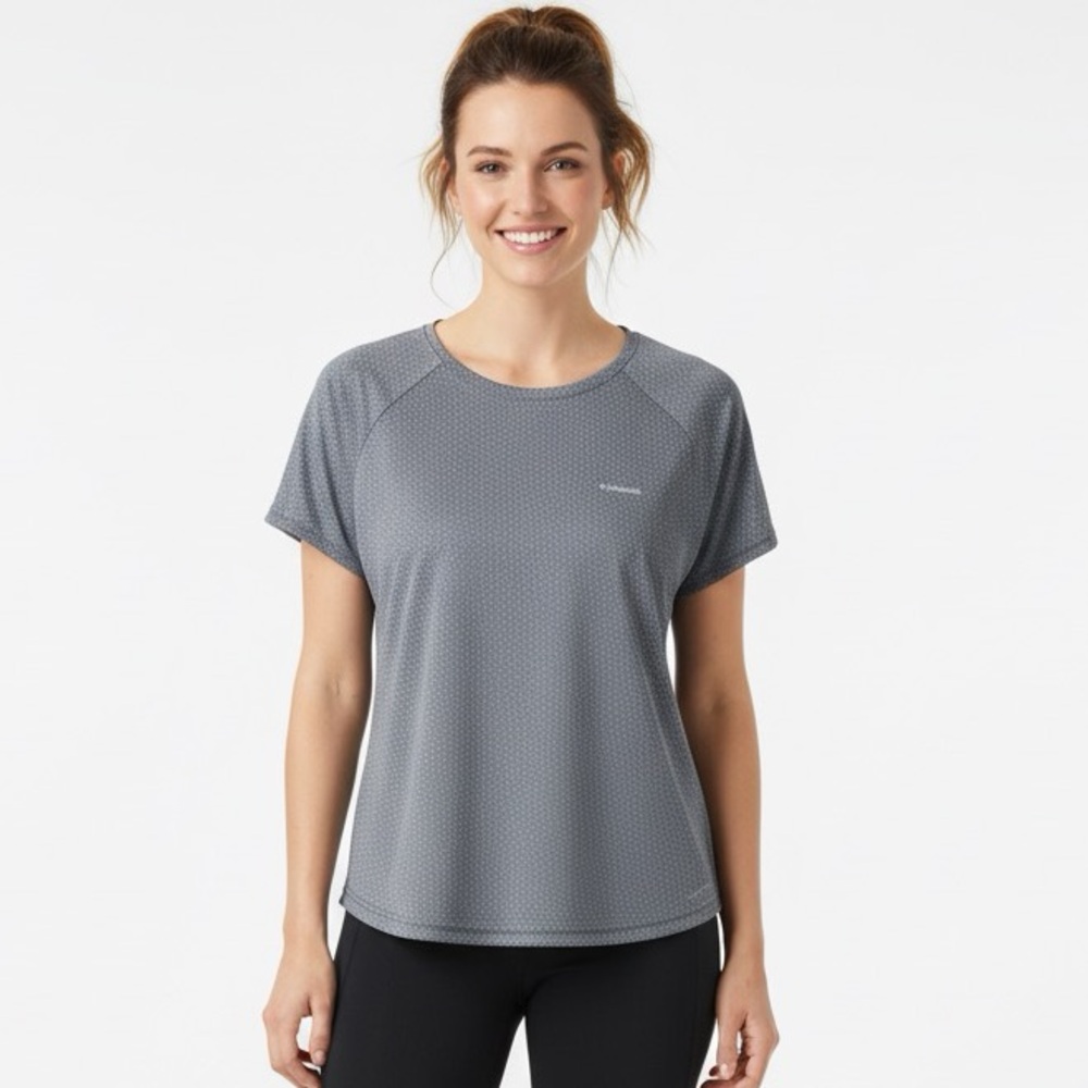 COLUMBIA NWT Women’s Bogata Bay Short Sleeve Shirt